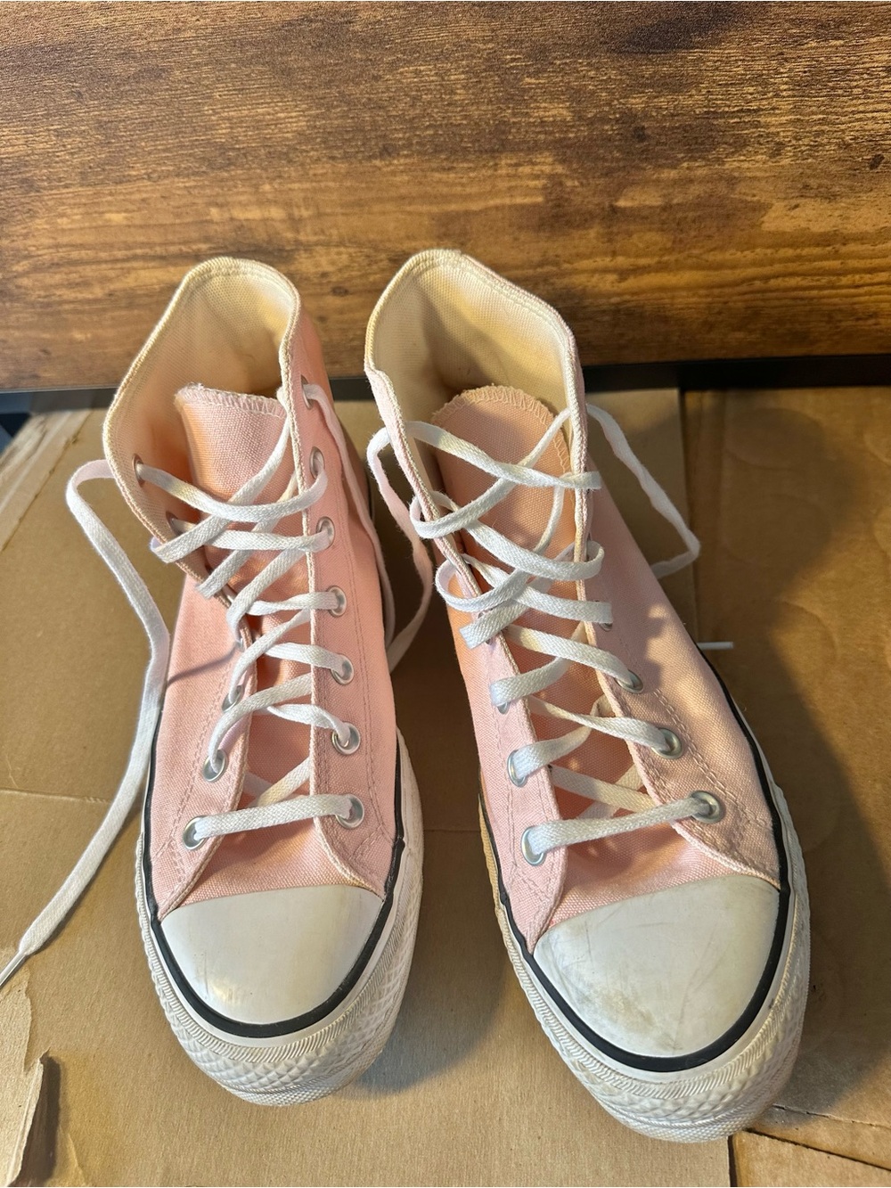 Converse W10 Chuck Taylor All Star Lift Platform High Top Donut Glaze Pink.